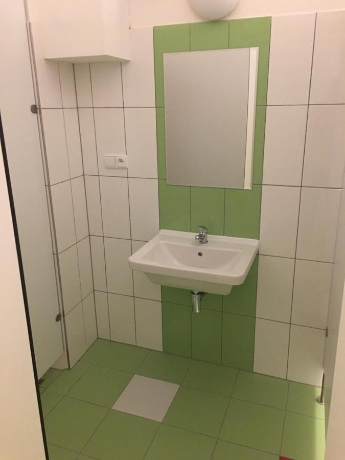 פראג Expo Capsule Hostel מראה חיצוני תמונה
